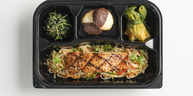 Teppanyaki Salmon Boxed Meal