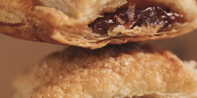 Pastelitos & Cafecito Package