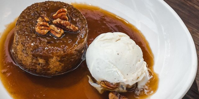 Bourbon Barrel Cake