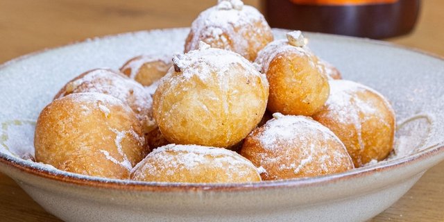 Loukoumades