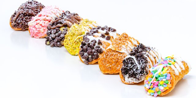 24-Count Mini Cannoli