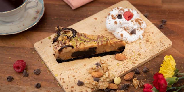 Caramel Peanut Butter Cake