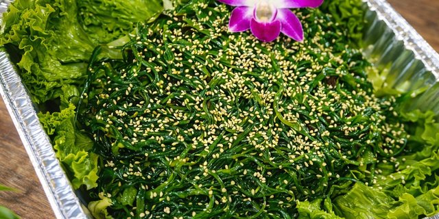Seaweed Salad Tray