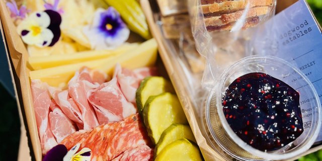 NC Cheese & Charcuterie Large Box