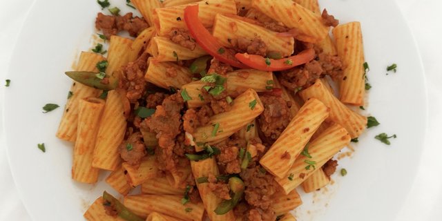 Rigatoni Bolognese