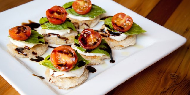 Bruschetta Bites