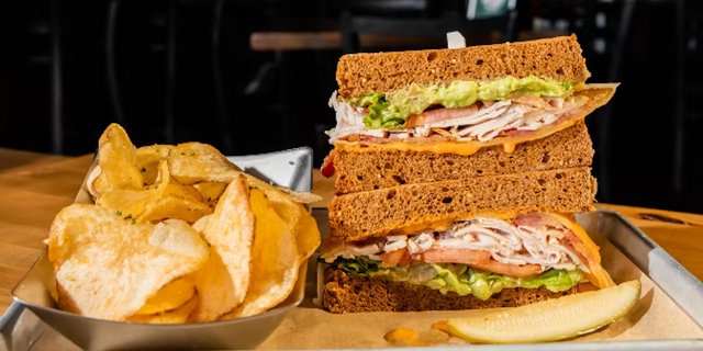 ML Smoked Turkey Club Sandwich