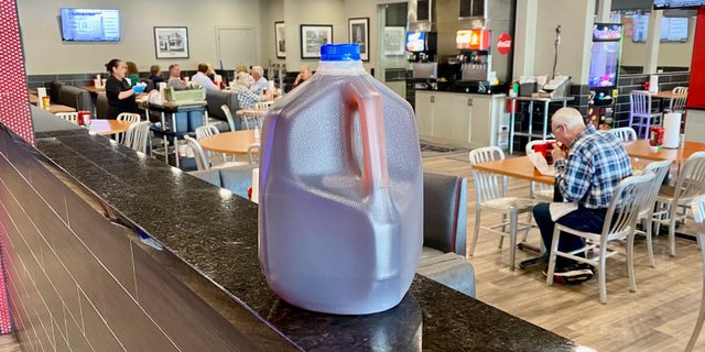 Gallon Unsweet Tea