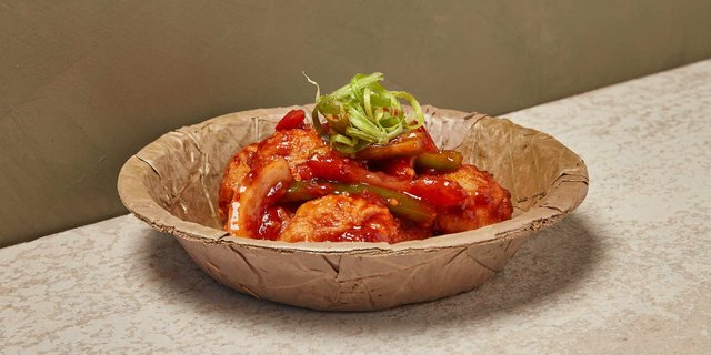 Momo Chili Chicken