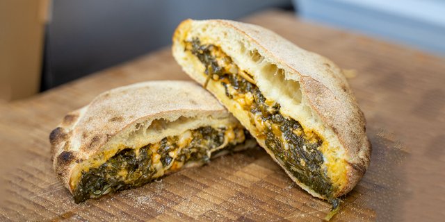 Spinach Moroccan Pizza