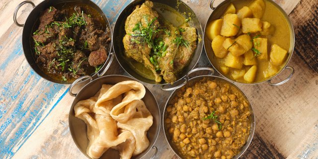 Curry Feast