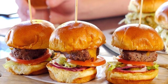 Cheeseburger Sliders