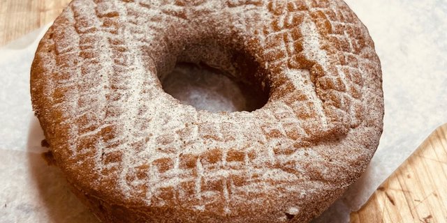 Vegan Cinnamon Sugar Donut
