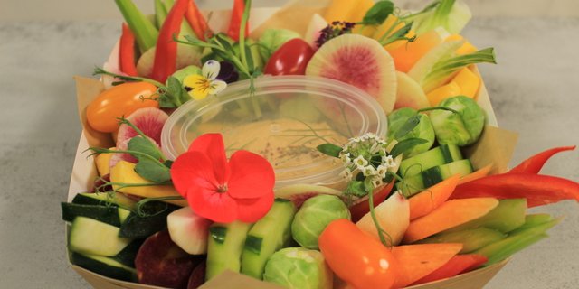 Market Crudité w/ Roasted Pumpkin Seed Muhammara