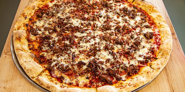 Meaty McMeatface Pizza