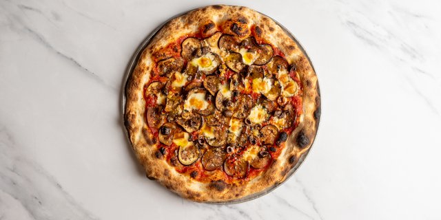 Smoky Eggplant Pizza
