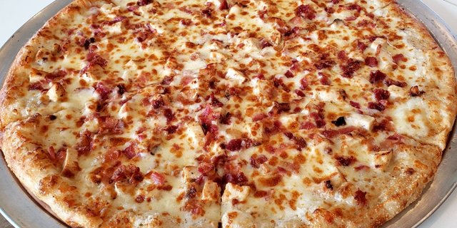 Bacon Chicken Ranch Pizza