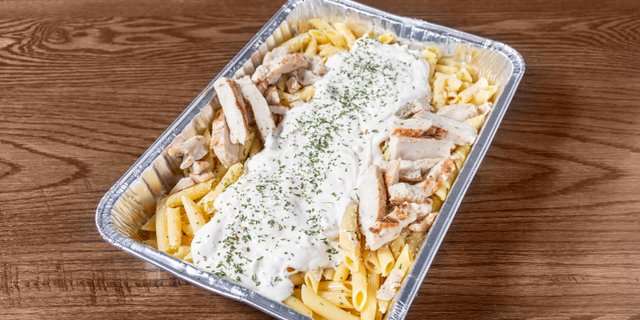 Pasta w/ Chicken Alfredo Sauce
