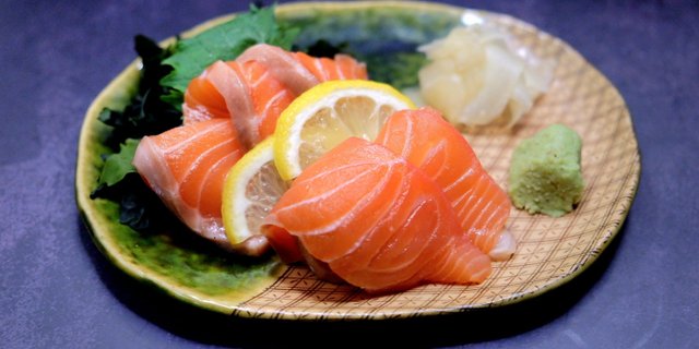 Sake Sashimi