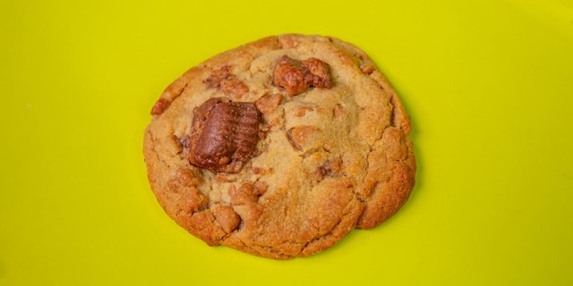 Jumbo Reese's Cup Cookie Box
