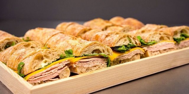 Turkey Vermont Cheddar Sandwich Tray
