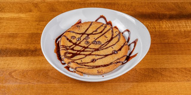 Big Ol' Chocolate Chip Cookie