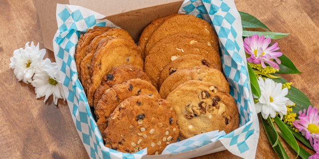 Assorted Cookie Box
