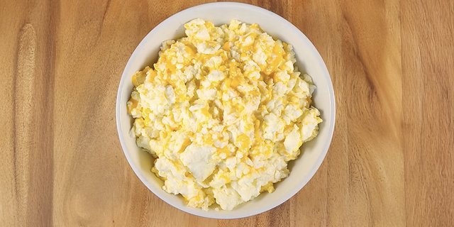 Simply Scrambled Egg Whites