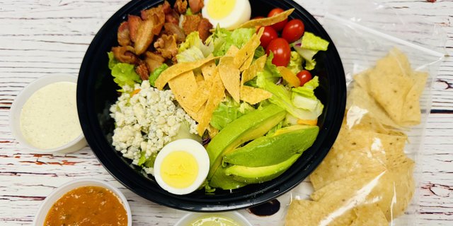 Cobb Salad Lunch Box
