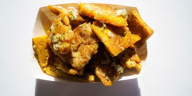 Garlic Tostones