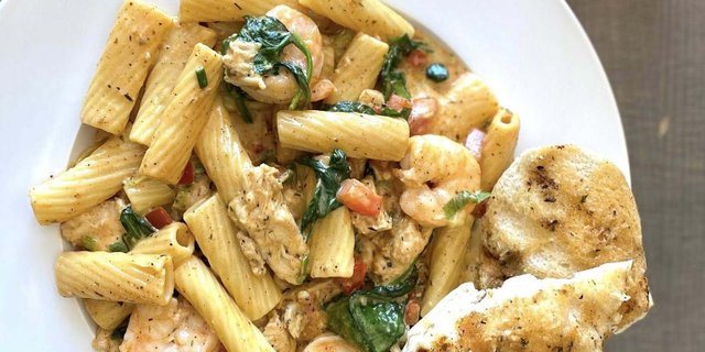 Cajun Chicken & Shrimp Pasta