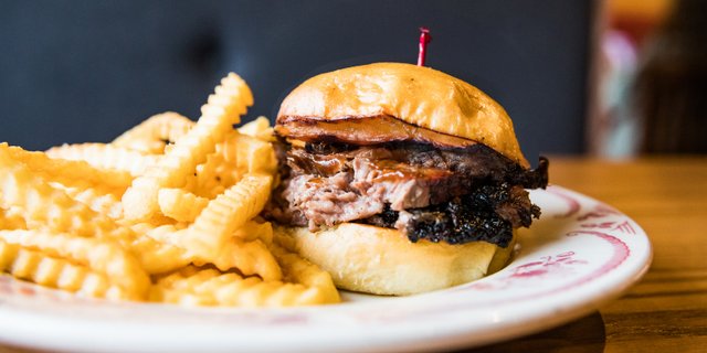 Smoked Prime Brisket Sandwich Box