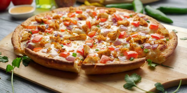 Butter Chicken Pizza