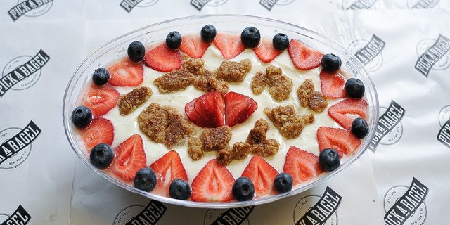 Yogurt & Granola Bowl