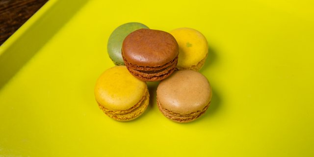 Assorted Macarons