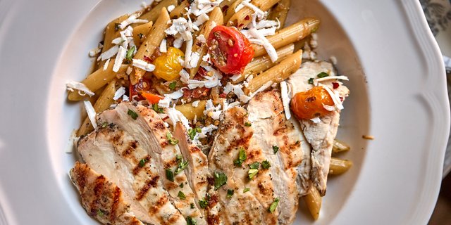 Chicken Penne Pasta Tray