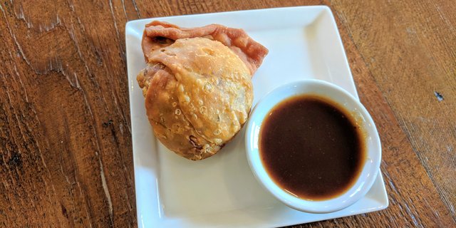Vegetable Samosa