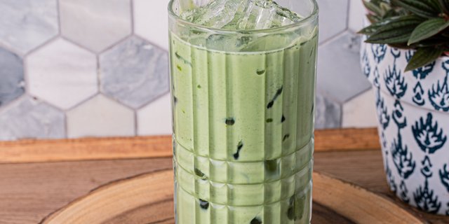 Oat Matcha Latte