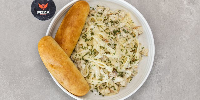 Chicken Fettuccine Alfredo