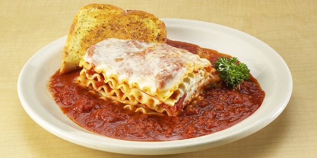 Meat Lasagna Entree