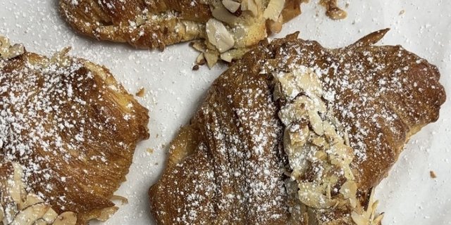 Almond Croissant