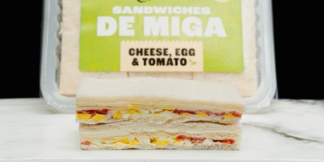 Cheese, Egg & Tomato Sandwich