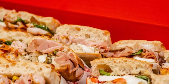 Taste of Italy Sandwich Box