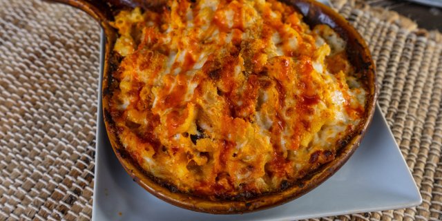 Buffalo Chicken Mac & Cheese