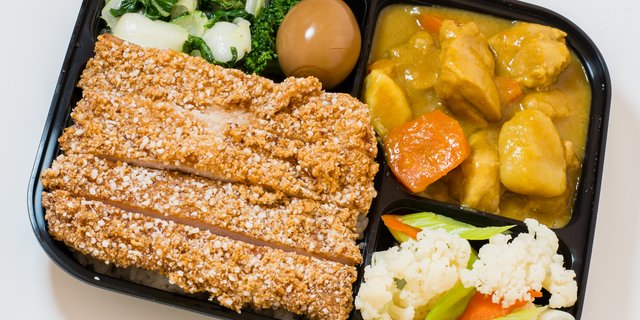 Fried Pork Chop & Curry Chicken Bento