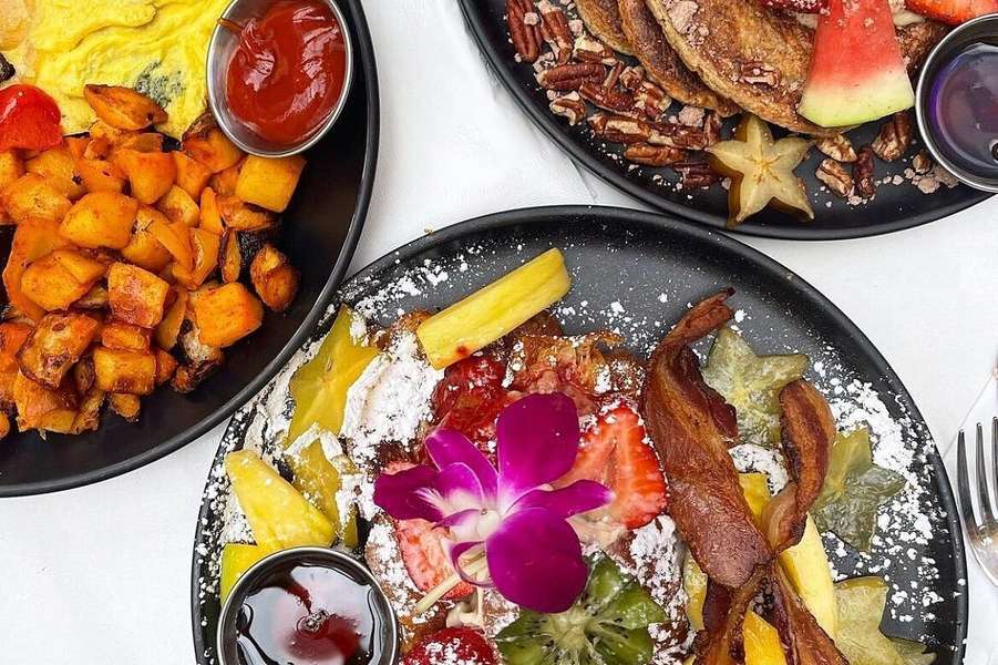 Sunflower Gramercy Catering in New York, NY 335 3rd Ave Delivery