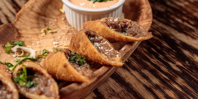 Cheesesteak Eggrolls