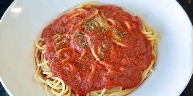 Spaghetti w/ Marinara Sauce