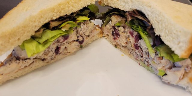 Cranberry Pecan Chicken Salad Boxed Lunch