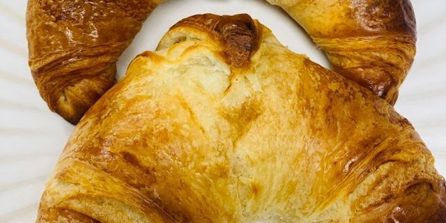 Croissant Tray